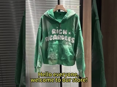 Bluza z kapturem z ciężkiej bawełny 400/500 gsm, z zamkiem błyskawicznym, naszywką w stylu vintage, haftem i efektem sprania kwasowego