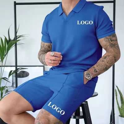 kupować Niestandardowy zestaw sportowy na lato 2024 dla mężczyzn. Kolorowe koszulki polo. online manufacture