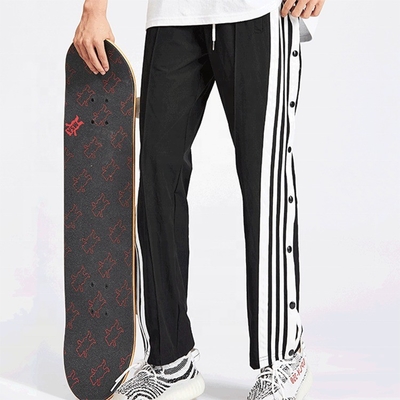 Oddychające męskie custom Street Hip Hop Skateboard Track spodnie z paskiem bocznym i guziki